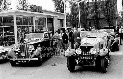 Rolls Royce optog på Shell tank i Humlebæk.
13-06-64.
6x6, tiff, 300 dpi, size: 4 - 7 MB.
Printsize: 25 cm
m6444302.jpg