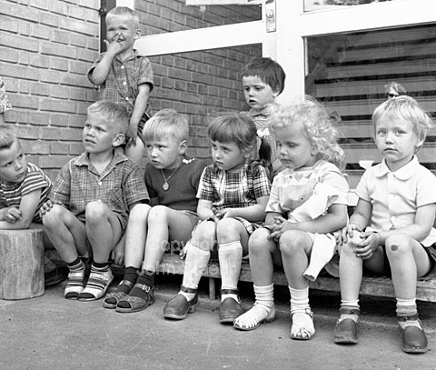 Børnehave. Præstekær Menigheds Børnehave.
30-05-63.
6x6, jpeg, 300 dpi, size: 1 - 2 MB.
Printsize: 25 cm e6344106.jpg