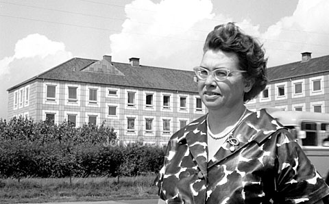 Elisabeth Reinstrup Statens Husholdningsråd.
17-07-63.
6x6, jpeg, 300 dpi, size: 1 - 2 MB.
Printsize: 25 cm.
h6344601.jpg