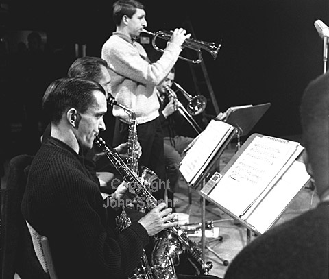 Radio Jazzklubben Allan Botchinsky, trompet.
26-02-63.
6x6, jpeg, 300 dpi, size: 2 - 3 MB.
Printsize: 30 cm a6340805.jpg