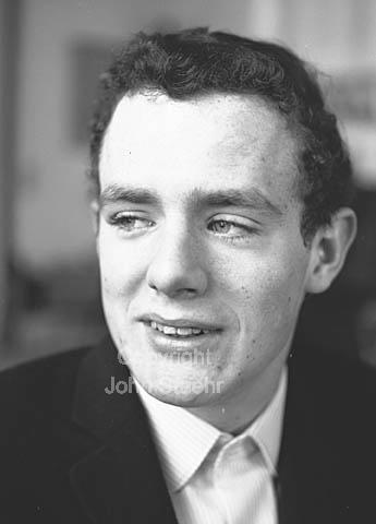 NHØP, Niels-Henning Ørsted Pedersen, jazzbassist. Årets jazzmusiker.
15-01-64.
6x6, tiff, 300 dpi, size: 4 - 7 MB. sa6412902.jpg