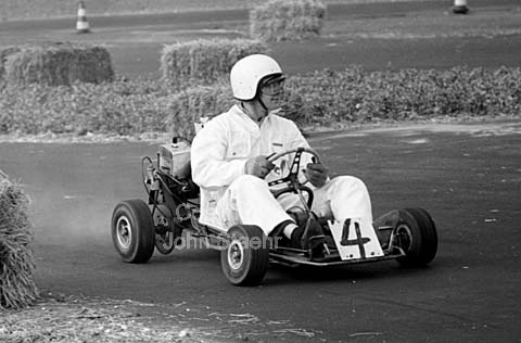 Københavns Gokartbane på Kløvermarken på Amager indvies.
06/09/1964
24x36, tiff, 300 dpi, size: 19 - 23 MB.
Printsize: 25 cm
sa64400903.jpg