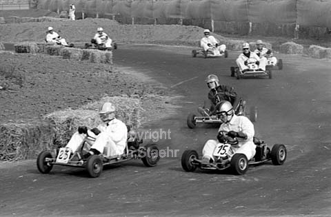 Københavns Gokartbane på Kløvermarken på Amager indvies.
06/09/1964
24x36, tiff, 300 dpi, size: 19 - 23 MB.
Printsize: 25 cm sa64401308.jpg