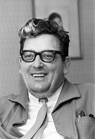 Lasse Holmquist, svensk tv-mand, Malmø - studievært.
01/12/1964
24x36, tiff, 300 dpi, size: 4 - 7 MB.
Printsize: 25 cm sa64501810.jpg