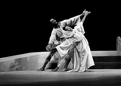 Sylvia Waters and Morris Donaldson, The Black Nativity show in Falkoner Centret in Copenhagen, Denmark.
02/12/1964
6x6, tiff, 300 dpi, size: 4 - 7 MB.
Printsize: 25 cm
oe6440805.jpg