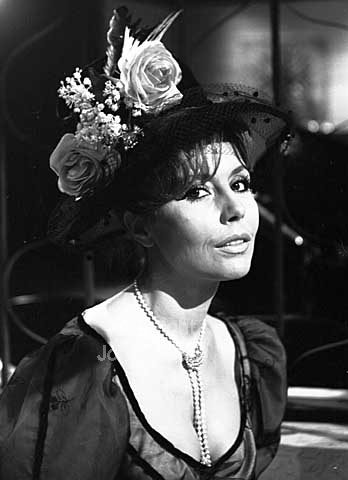 Sonja Ziemann as Eliza in My Fair Lady in Danish televison.
07/10/64.
6x6, tiff, 300 dpi, size: 4 - 7 MB.
Printsize: 25 cm t6444701.jpg