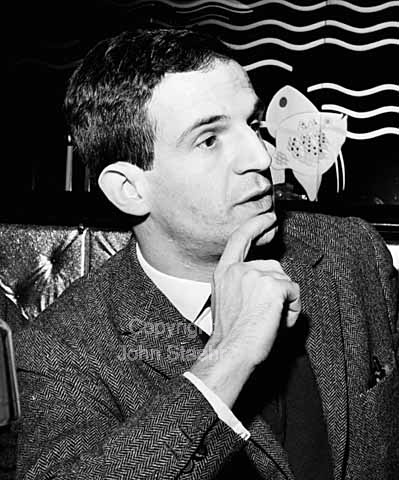 The French film director François Truffaut visit Copenhagen in Denmark.
17/12/1964
6x6, tiff, 300 dpi, size: 4 - 7 MB.
Printsize: 25 cm aa6441601.jpg