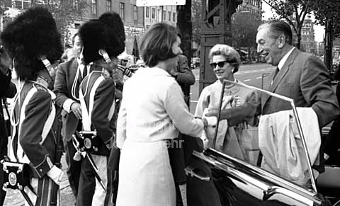 Walt Disney - 63 years old - and Mrs. Lillian Disney in the Tivoli amusement park in Copenhagen Denmark with a member of the Tivoli Guard. Walt Disney opened his own Disneyland in 1955.
24/06/1964.
24x36, tiff, 300 dpi, size: 4 - 7 MB.
Printsize: 25 cm sa64312908.jpg