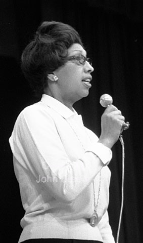 Josephine Baker rehearsal in Tivoli Copenhagen, at her fiftyseventh birthday. She was born in 1906.
03/06/1963.
24x36, jpeg, 300 dpi, size: 1 - 2 MB.
Printsize: 25 cm. sa63110503.jpg