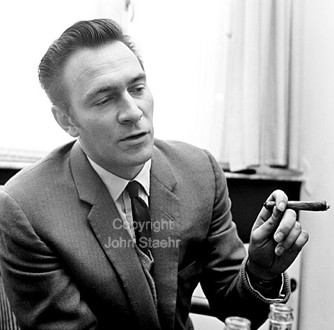 Christopher Plummer in Shakespeares "Hamlet" on Kronborg Castle.
17-08-63.
6x6, jpeg, 300 dpi, size: 1 - 2 MB.
Printsize: 25 cm. k6342904.jpg