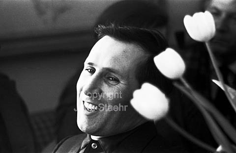 Arnold Wesker, dramatist on Museum of Modern Art "Louisiana" in Denmark.
19-03-63.
24x36, jpeg, 300 dpi, size: 2 - 3 MB.
Printsize: 30 cm
sa6312909.jpg