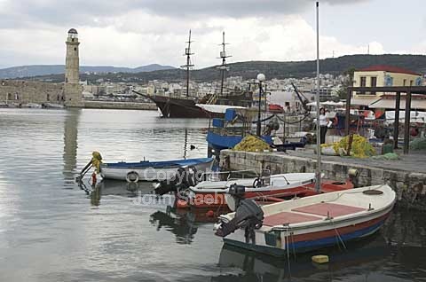 The Venetian Port of Rethymnon. Crete, Greece.
22/05/2007.
Digital, jpg, 300 dpi, size: 3 - 5 MB.
Printsize: 25 cm. sa070523.jpg