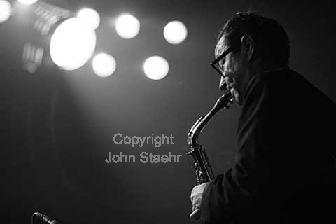Paul Desmond. Dave Brubeck Quartet. Copenhagen Jazz Festival 1964.
06/10/64.
24x36, tiff, 300 dpi, size: 4 - 7 MB.
Printsize: 25 cm sa64460504.jpg