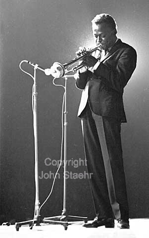 Miles Davis. Miles Davis Quintet. Copenhagen Jazz Festival 1964.
06/10/64.
24x36, tiff, 300 dpi, size: 4 - 7 MB.
Printsize: 25 cm sa64460909.jpg